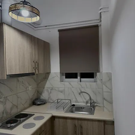 Rozy Appartamento Pefki (Evia)